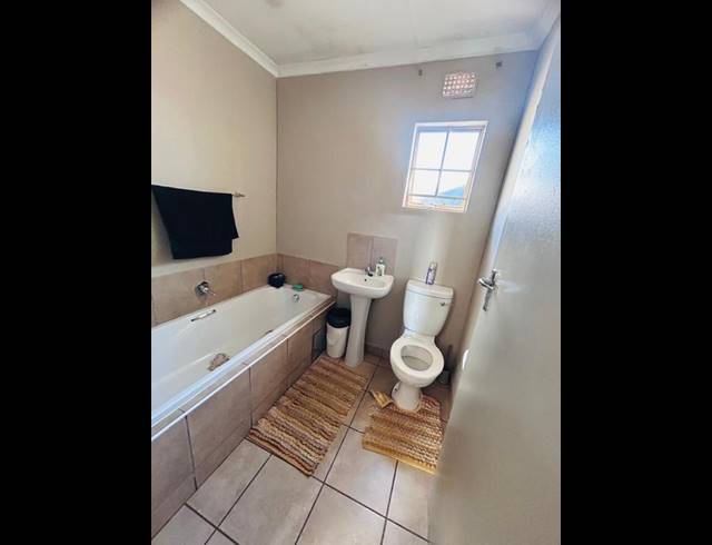 2 BEDROOM HOUSE FOR SALE IN SKY CITY